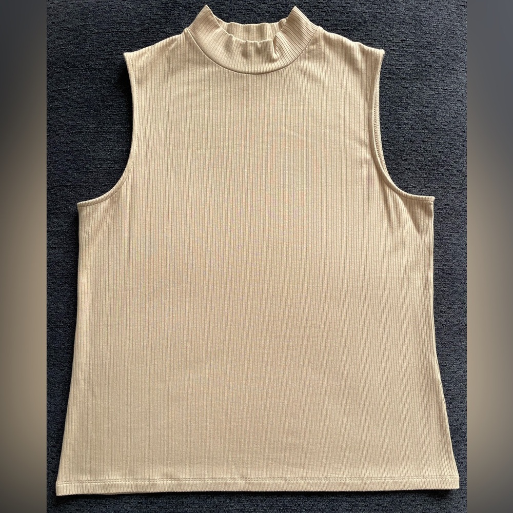 Chico’s Sleeveless Top Ribbed Women’s Sweater